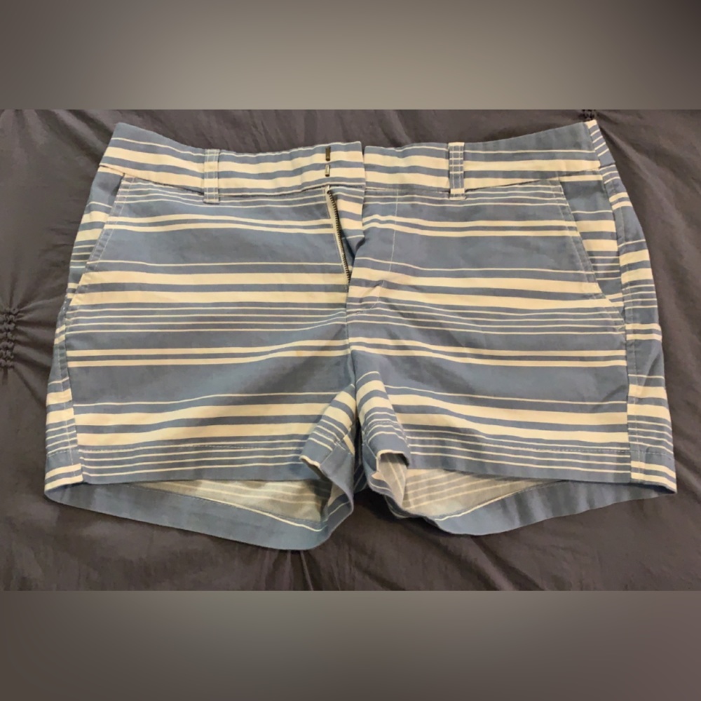 Gap pinstriped blue/white shorts. Women’s size 10 New condition !